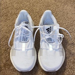 Adidas  Women Tennis Shoes